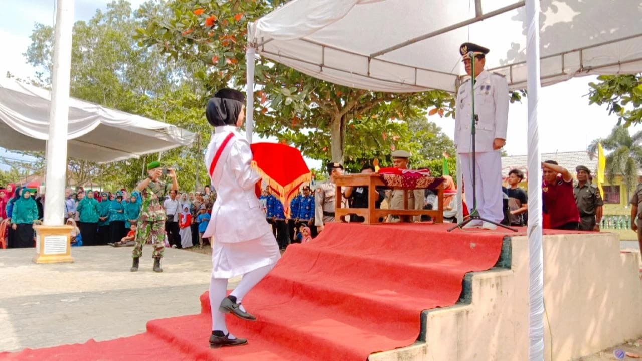 Upacara Hari Ulang Tahun Kemerdekaan RI ke 78 Di kecamatan Bandar Surabaya